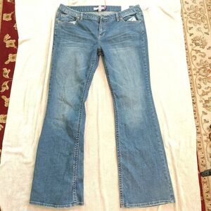 Aeropostale Retro Hailey Skinny Flare Jeans Size 17/18 Long New with Tags